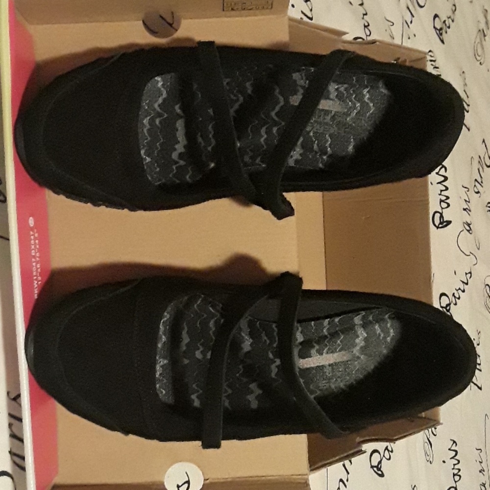 Skechers sneakers